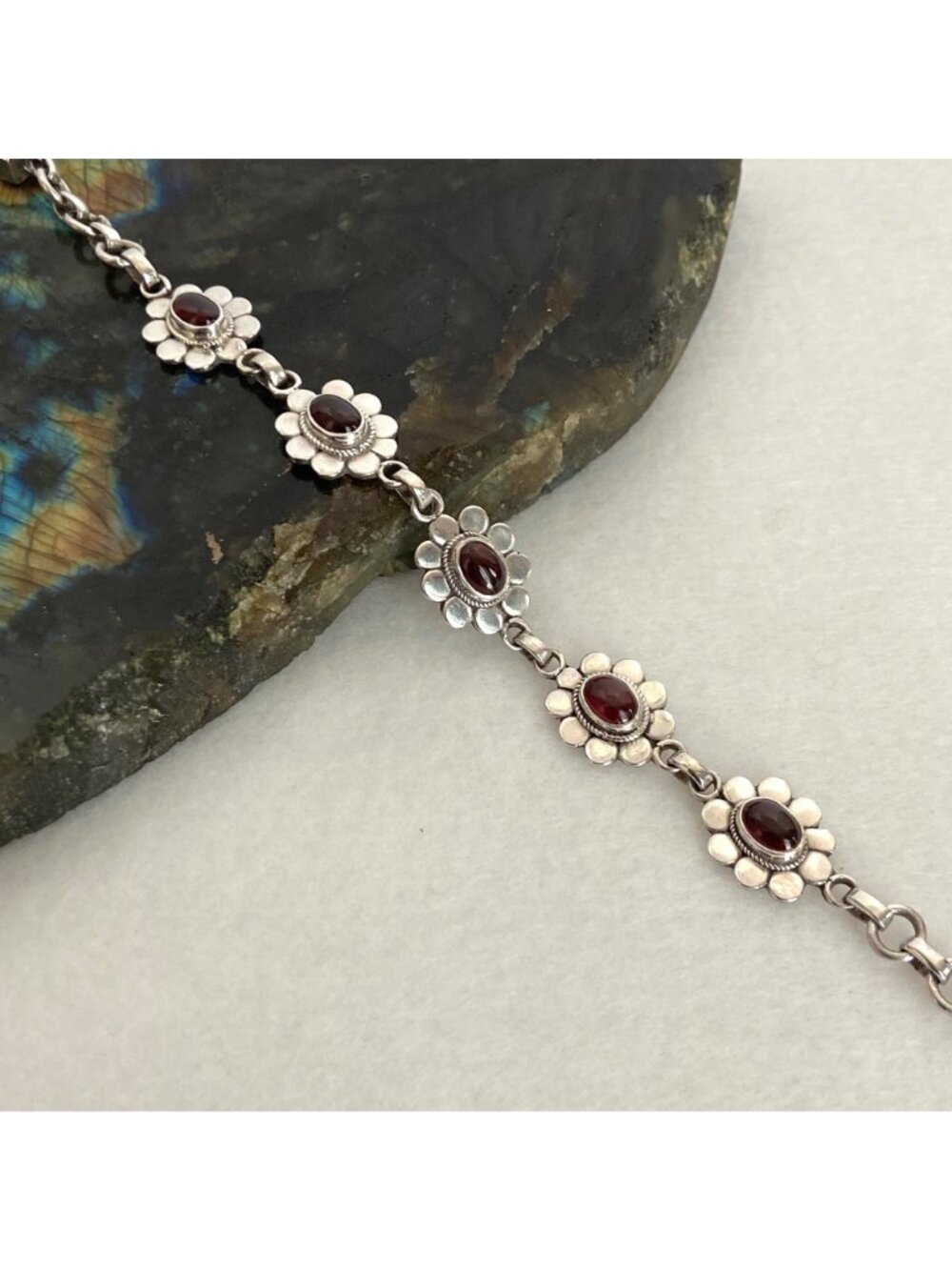 Sterling Silver 925 Garnet Cabochon Flower Floral Link Bracelet 7" - Picture 6 of 16